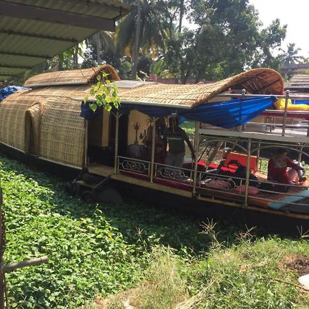 Alleppey 3 Palms Guesthouse Alappuzha Zewnętrze zdjęcie